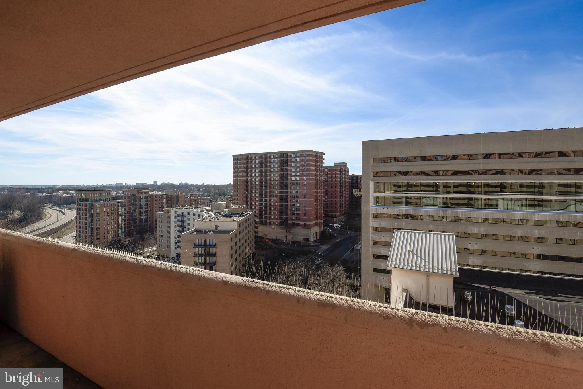 1301 North Courthouse Road, Unit 1503 Arlington, VA 22201 - Photo 10 of 26 a view of a balcony with city view