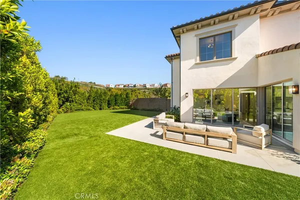 $2,600,000 | 162 Winnett, Irvine, CA 92602