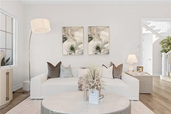 $2,600,000 | 162 Winnett, Irvine, CA 92602