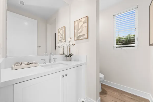 $2,600,000 | 162 Winnett, Irvine, CA 92602