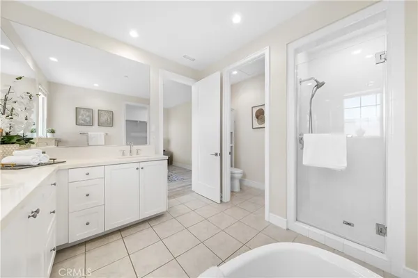 $2,600,000 | 162 Winnett, Irvine, CA 92602