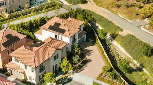 $2,600,000 | 162 Winnett, Irvine, CA 92602