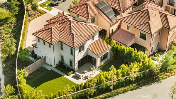 $2,600,000 | 162 Winnett, Irvine, CA 92602