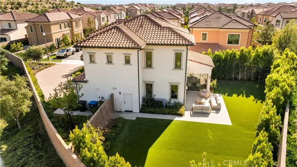 $2,600,000 | 162 Winnett, Irvine, CA 92602
