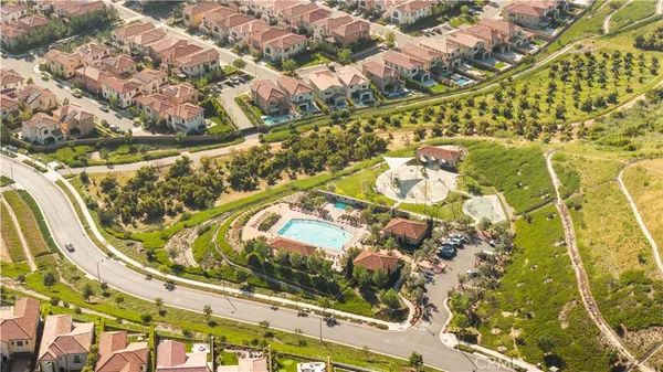 $2,600,000 | 162 Winnett, Irvine, CA 92602