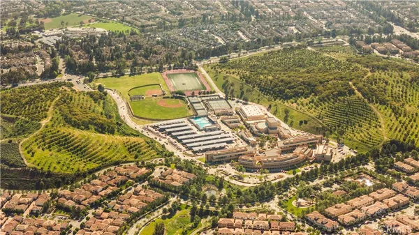 $2,600,000 | 162 Winnett, Irvine, CA 92602