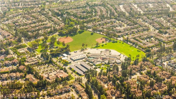 $2,600,000 | 162 Winnett, Irvine, CA 92602