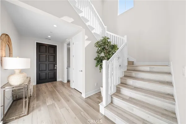 $2,600,000 | 162 Winnett, Irvine, CA 92602