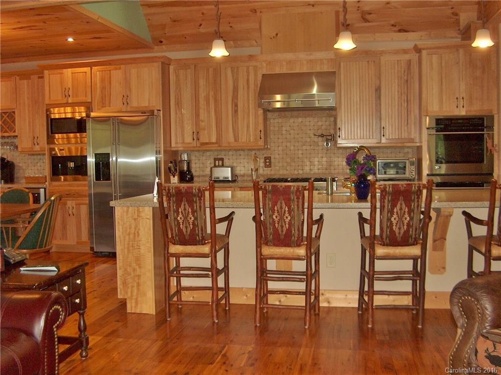 127 Ladderback Ridge Waynesville, NC 28785 - Photo 4 of 24 Gallery Image 4