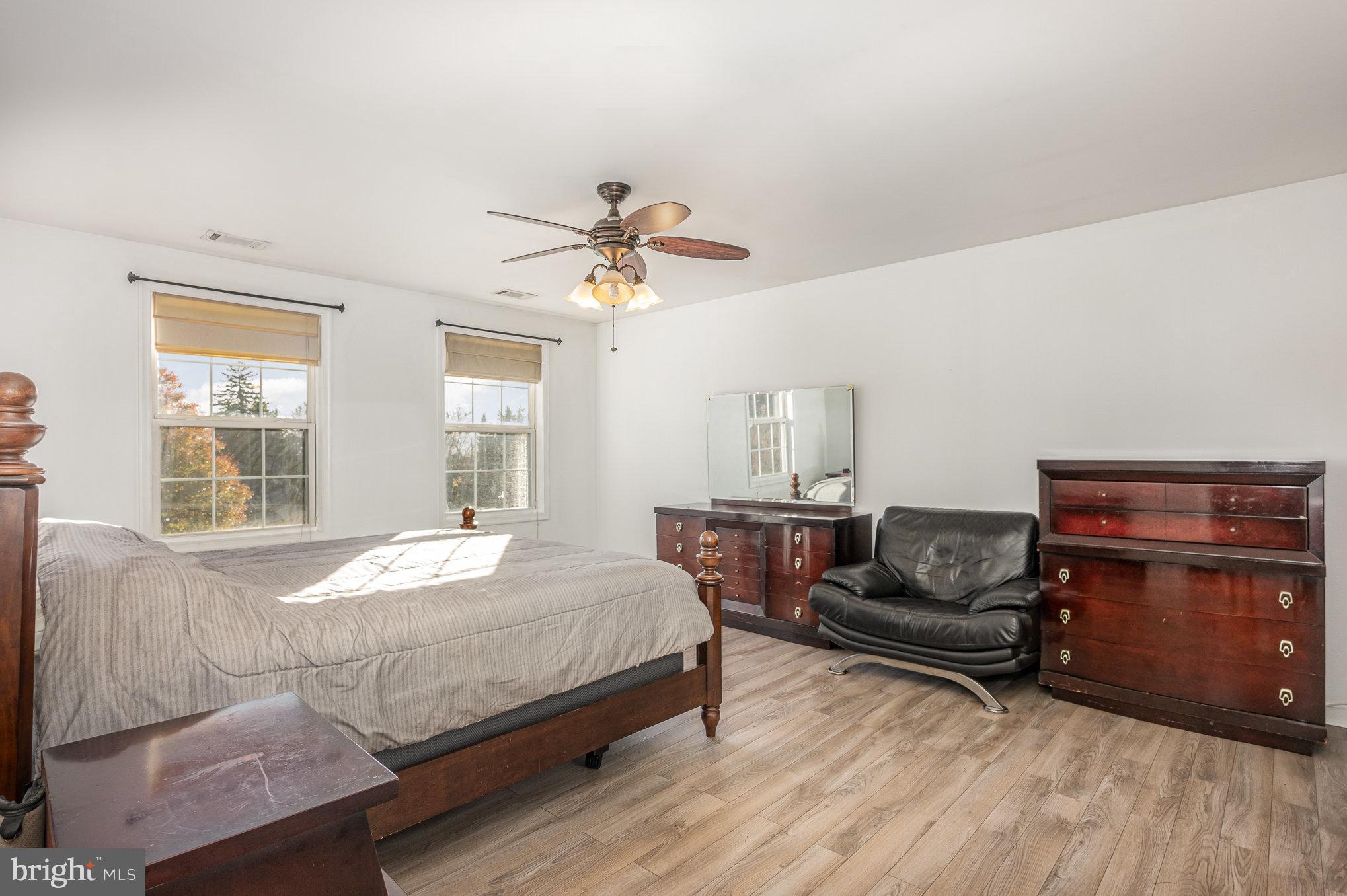 13842 Penn Shop Road Mount Airy, MD 21771 - Photo 26 of 74 Primary Bedroom
