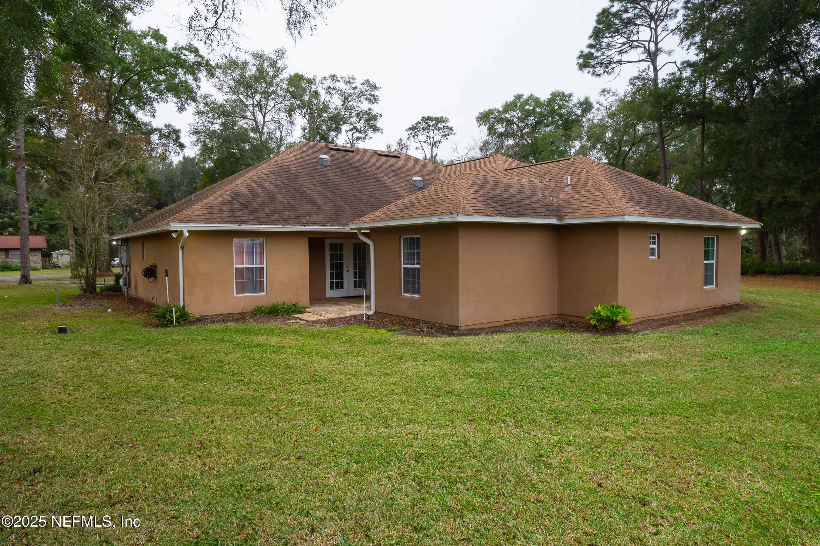 164 Carole Road Palatka, FL 32177 - Photo 22 of 32 a house with a outdoor space