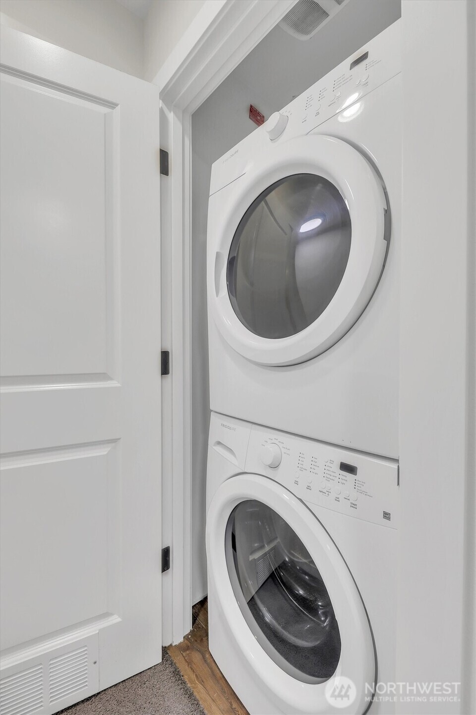 2010 129th Place Southwest, Unit E Everett, WA 98204 - Photo 27 of 37 a close up view of a washer and dryer
