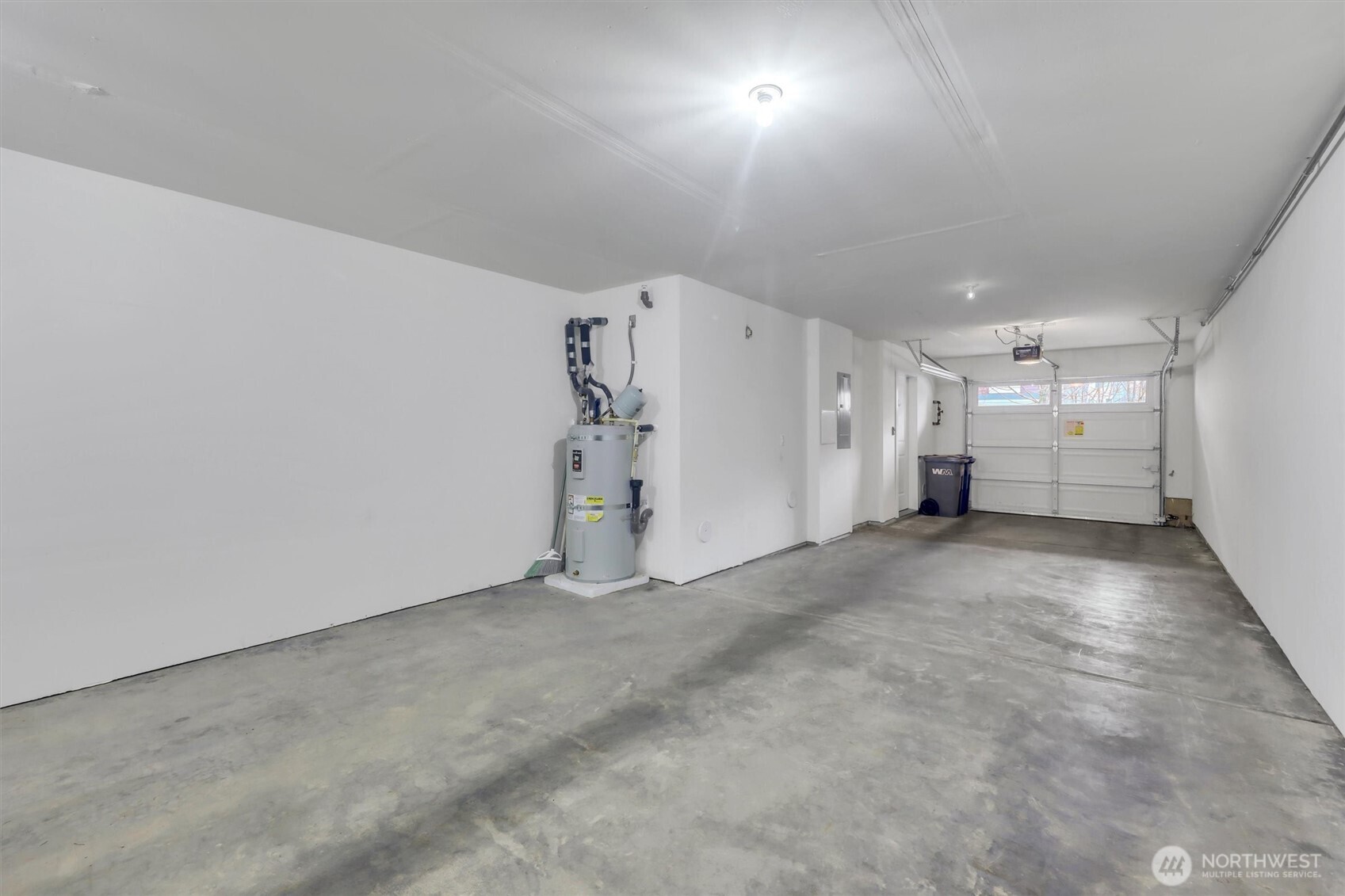 2010 129th Place Southwest, Unit E Everett, WA 98204 - Photo 29 of 37