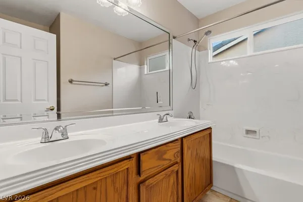 $2,900 | 8216 Rusty Sandstone Court, Las Vegas, NV 89131