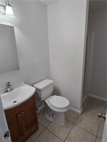 $215,000 | 624 Vanderbilt Lane, Kenner, LA 70065