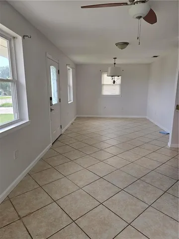 $215,000 | 624 Vanderbilt Lane, Kenner, LA 70065