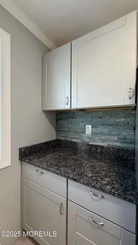 $2,250 | 420 Cross Road, Unit B16, Matawan, NJ 07747