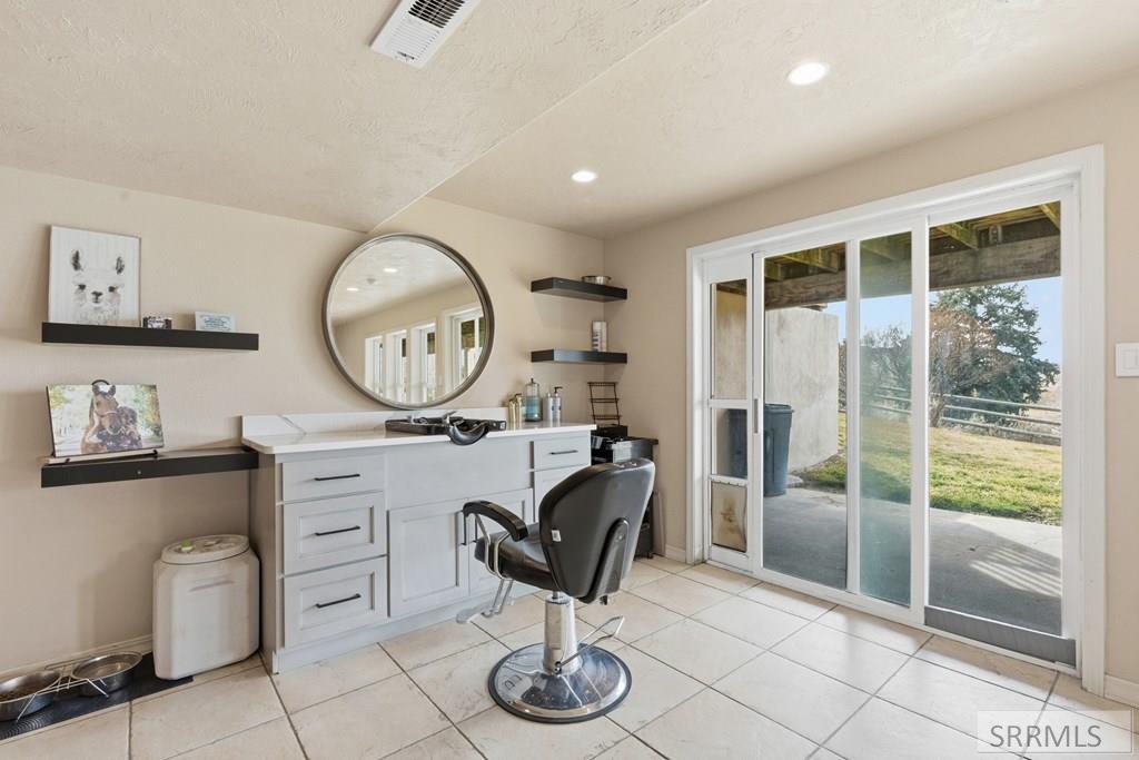 6002 East Sunnyside Road Idaho Falls, ID 83406 - Photo 46 of 76 Basement Family Room