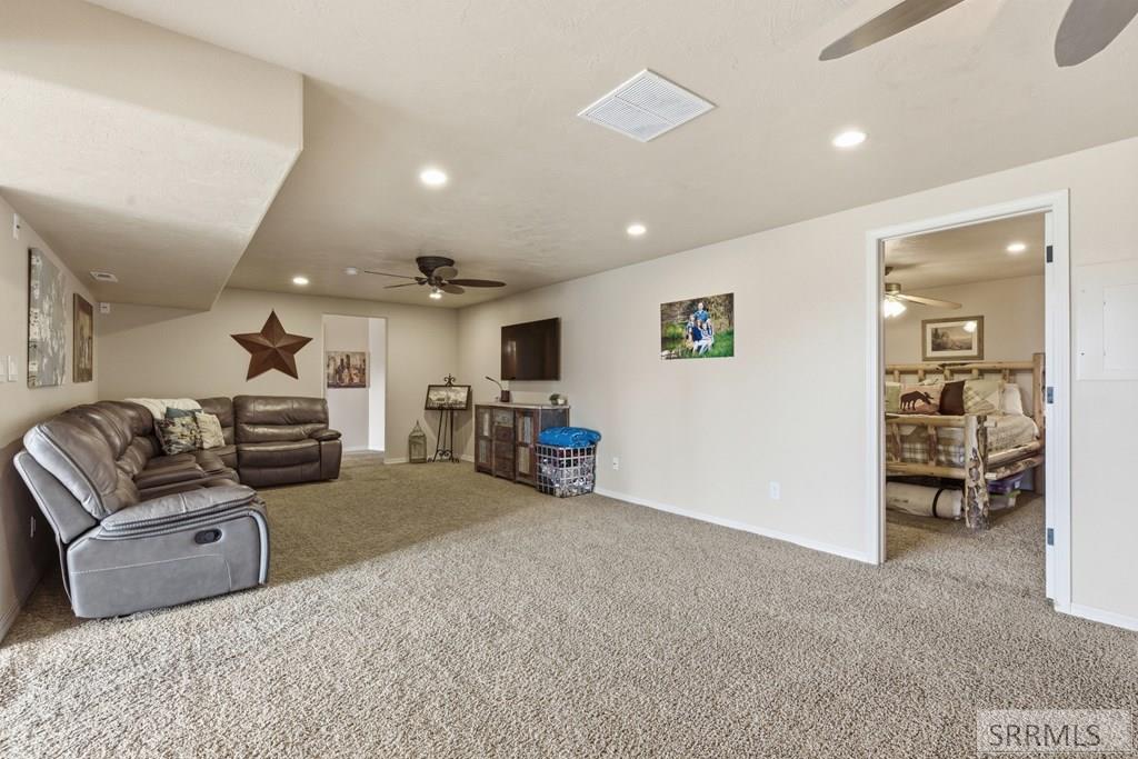 6002 East Sunnyside Road Idaho Falls, ID 83406 - Photo 47 of 76 Basement Family Room