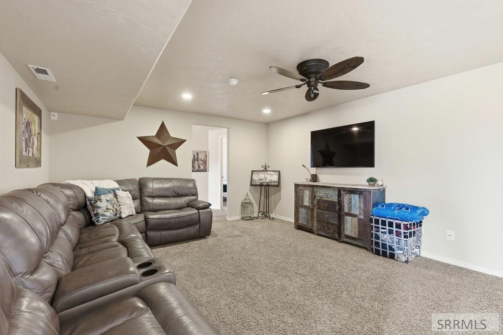 6002 East Sunnyside Road Idaho Falls, ID 83406 - Photo 50 of 76 Basement Family Room