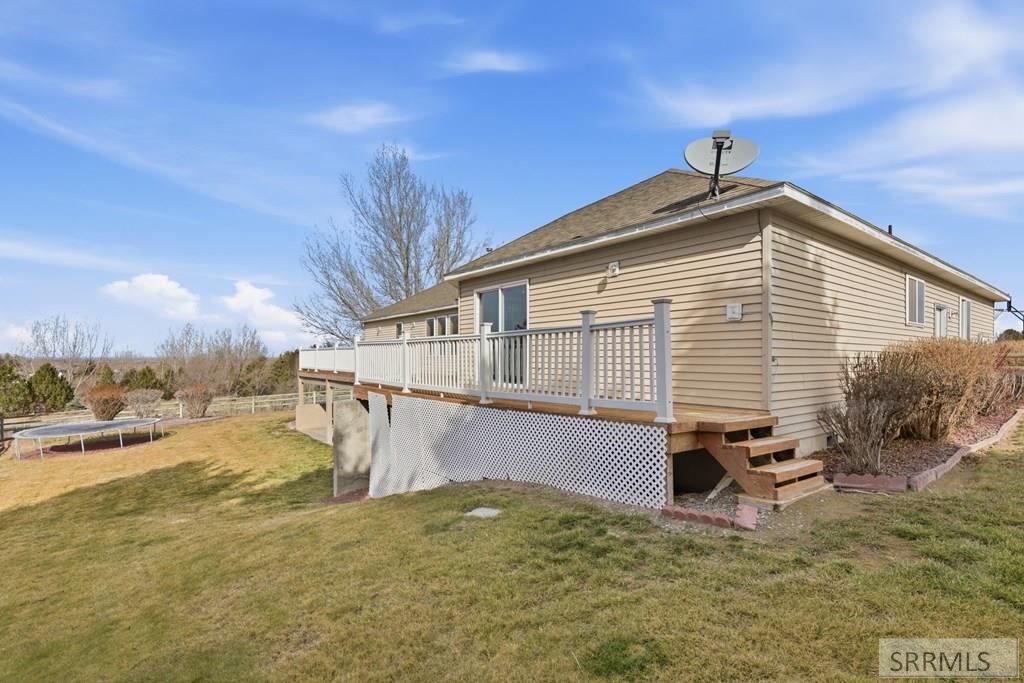 6002 East Sunnyside Road Idaho Falls, ID 83406 - Photo 62 of 76 Back Exterior