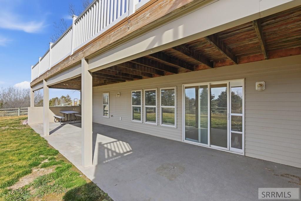 6002 East Sunnyside Road Idaho Falls, ID 83406 - Photo 67 of 76 Back Exterior