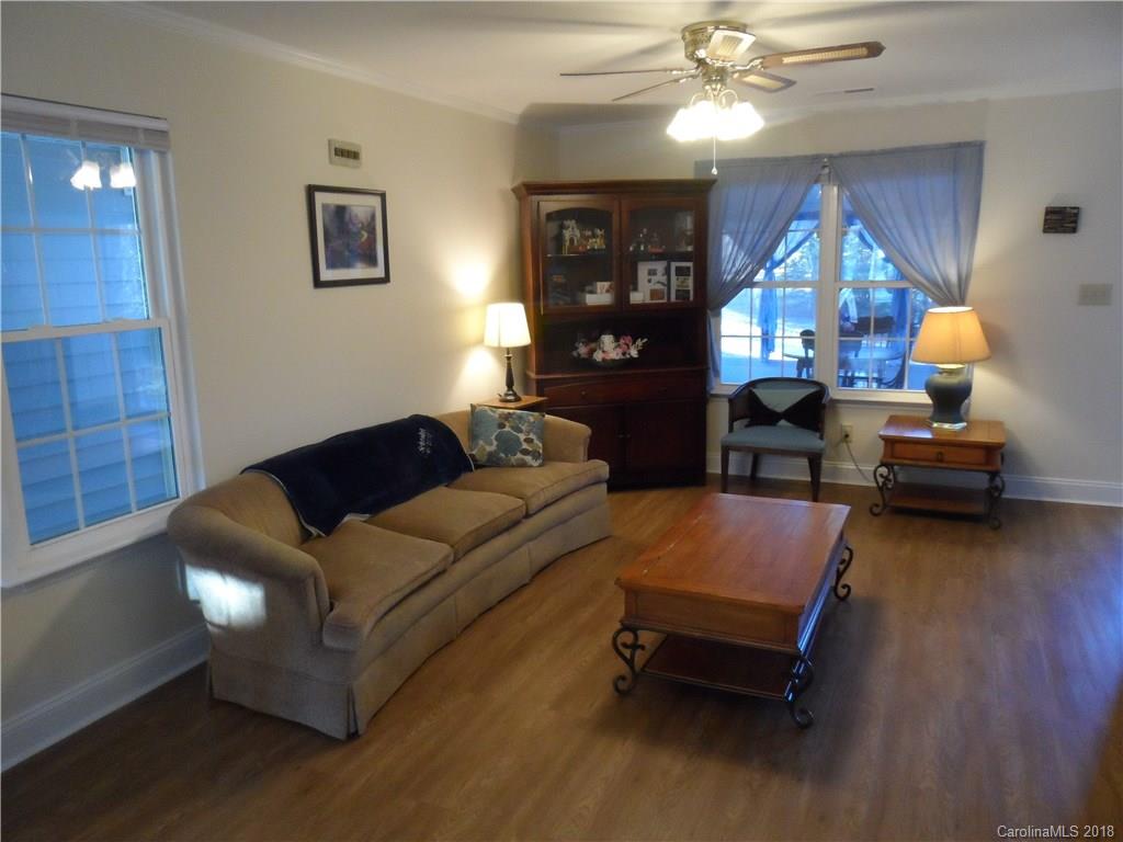 5029 Potter Road Matthews, NC 28104 - Photo 4 of 15 Gallery Image 4