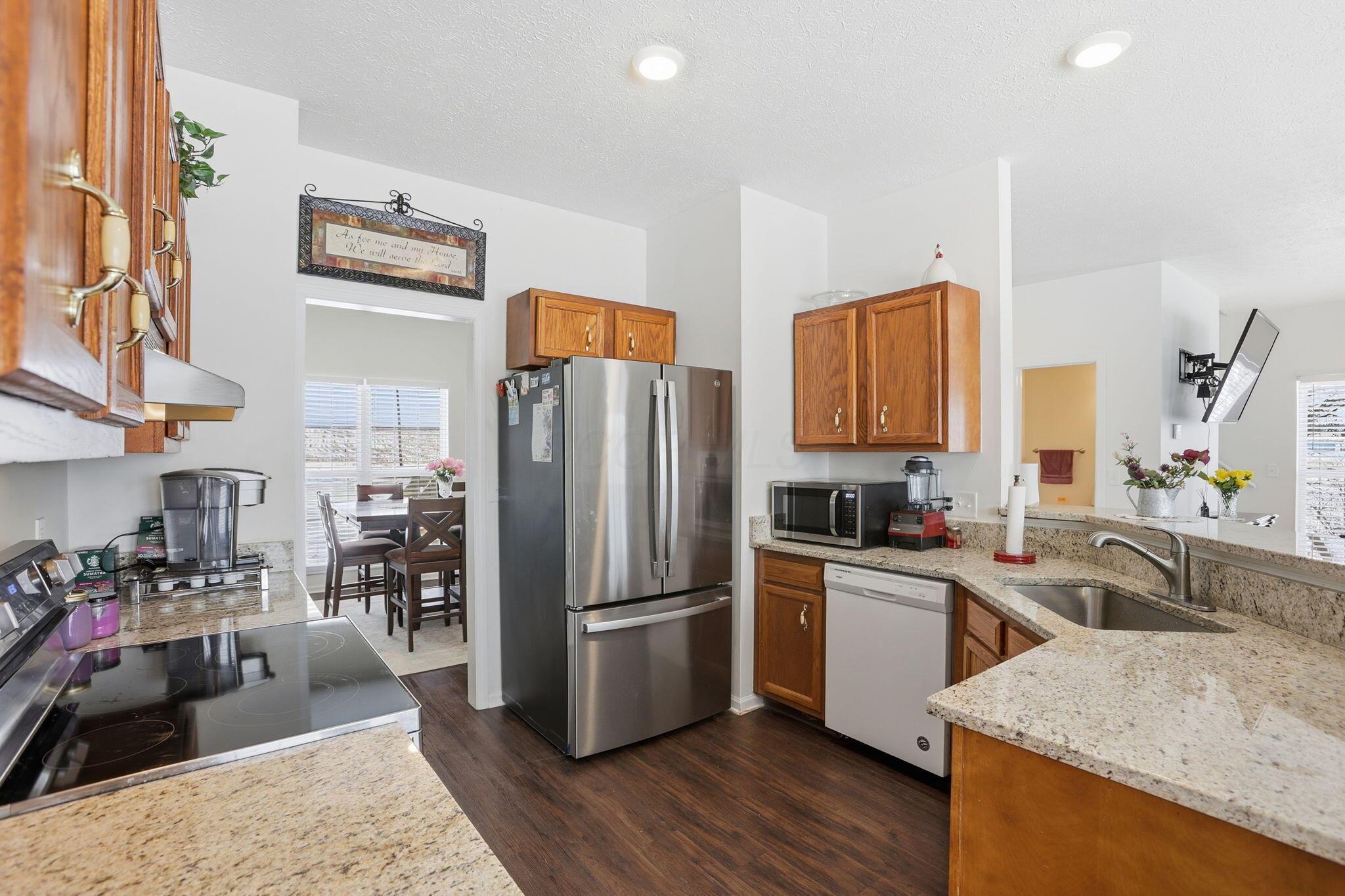6904 Coonpath Road Northeast Lancaster, OH 43130 - Photo 29 of 68 Kitchen