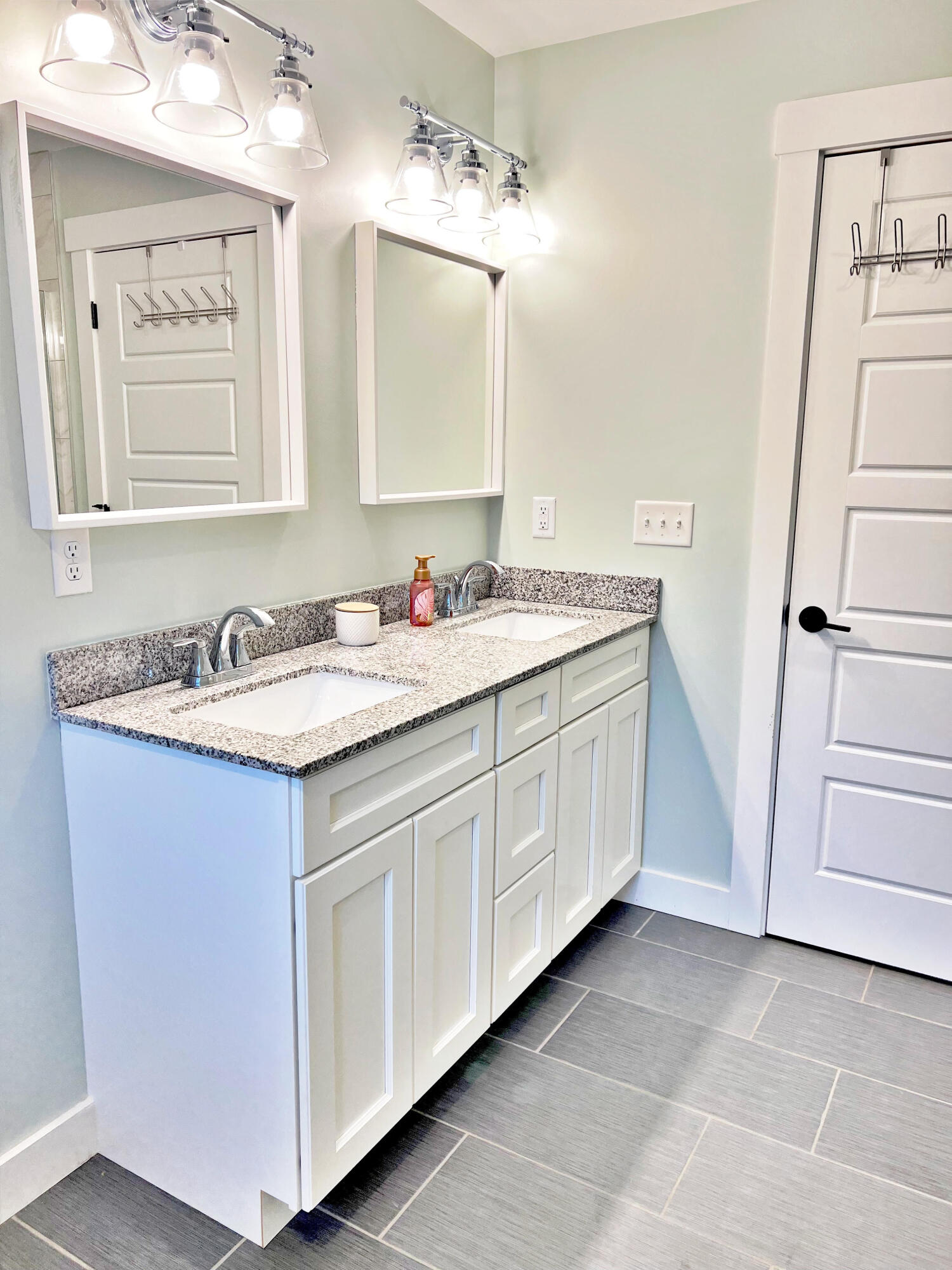 209 Orchard Drive Hermon, ME 04401 - Photo 25 of 30 Master Bath