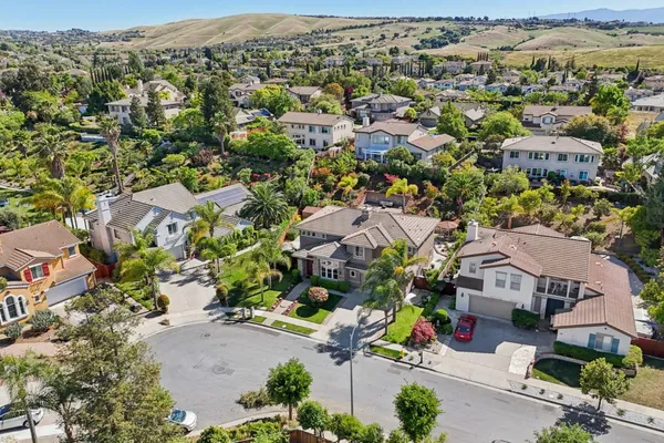 $2,950,000 | 2696 Sequoia Creek Drive, San Jose, CA 95121