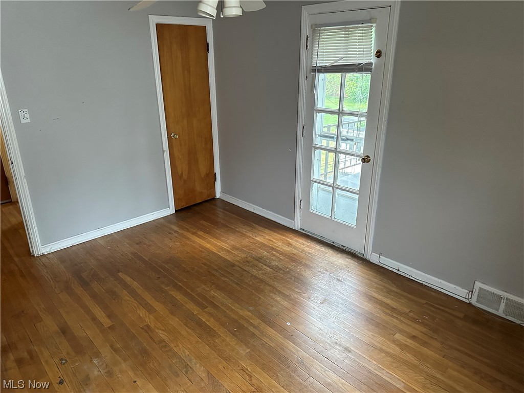 4337 Baintree Road University Heights, OH 44118 - Photo 20 of 30