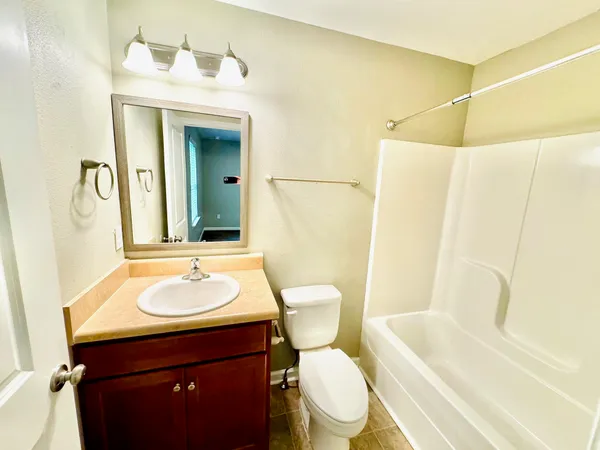 $1,525 | 2225 Cedarbrook Court, Tallahassee, FL 32303