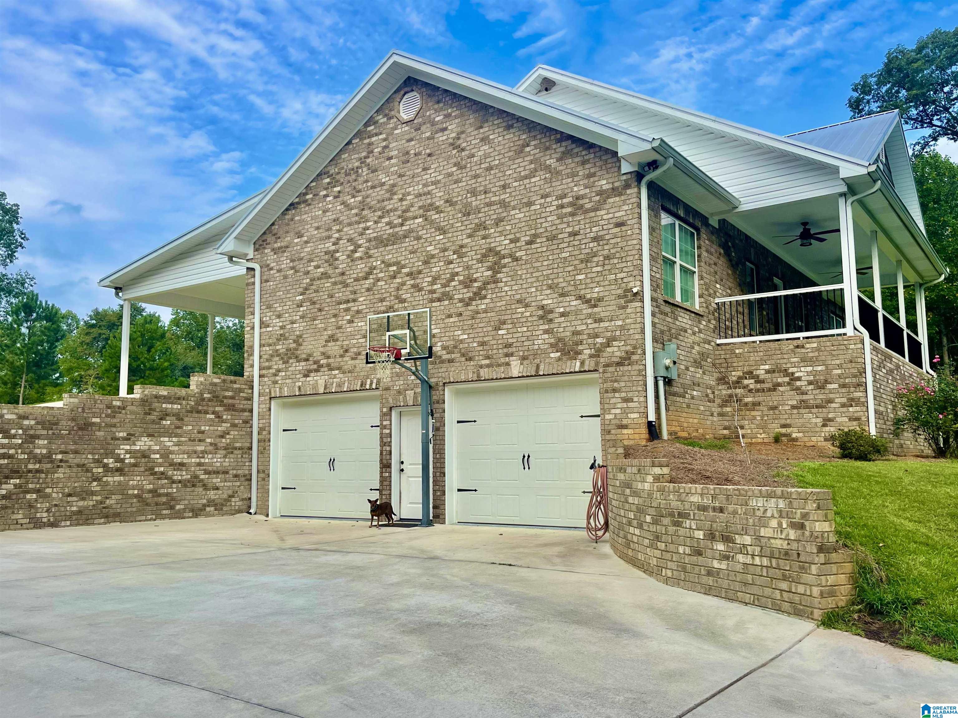 1565 Mountain Lake Road Warrior, AL 35180 - Photo 4 of 47