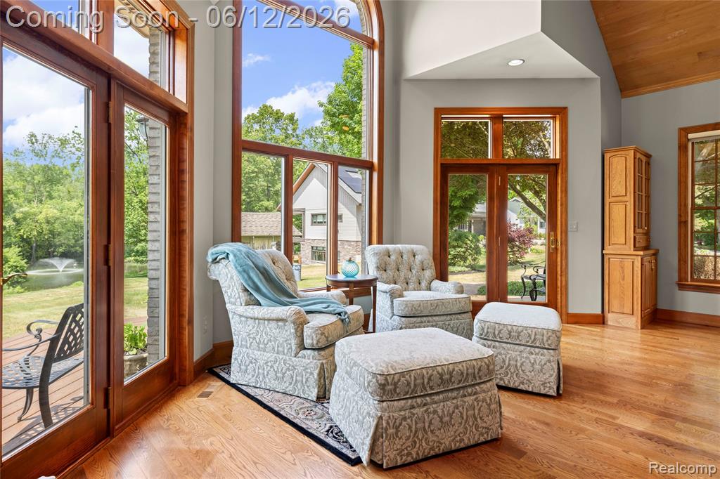 905 Spring Drive Northville, MI 48167 - Photo 30 of 98