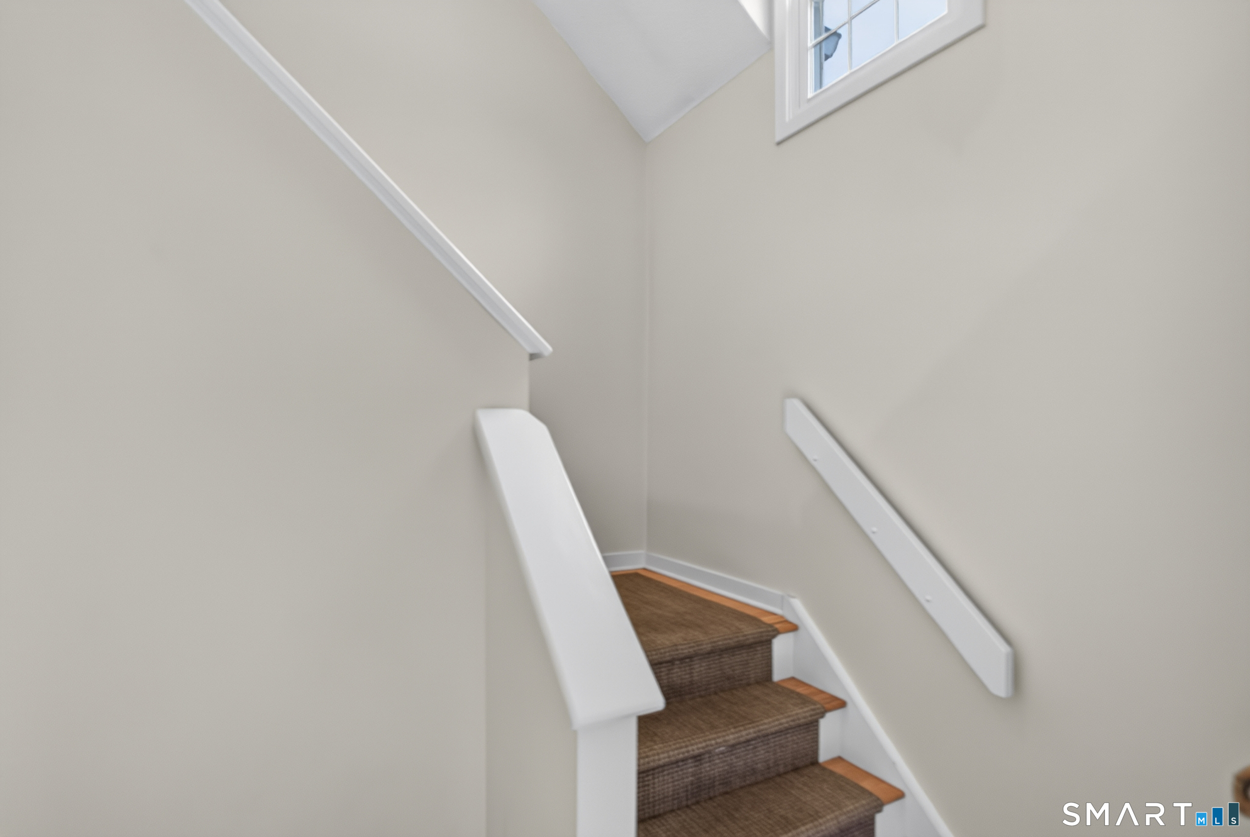 85 Gate Ridge Road, Unit 85 Fairfield, CT 06825 - Photo 3 of 36
