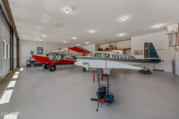 $950,000 | 2335 Voyager Circle, Overgaard, AZ 85933