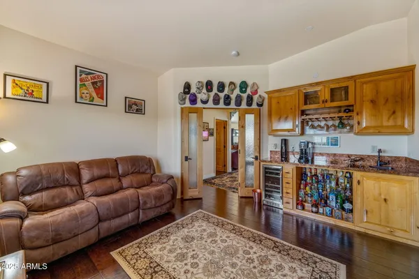 $895,000 | 2335 Voyager Circle, Overgaard, AZ 85933
