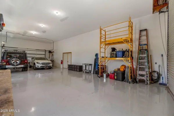 $950,000 | 2335 Voyager Circle, Overgaard, AZ 85933