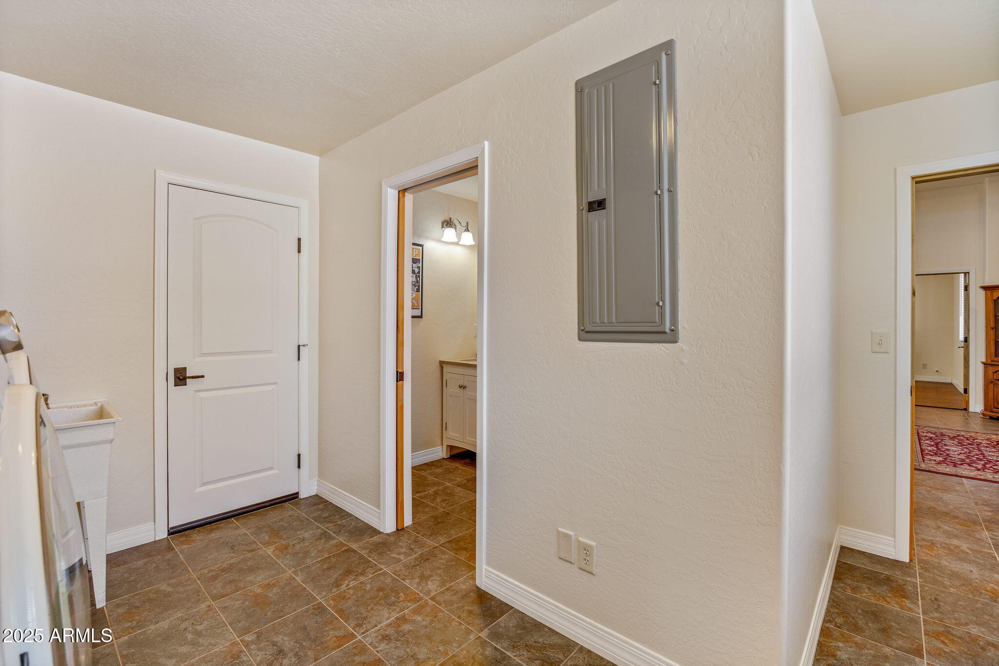 2335 Voyager Circle Overgaard, AZ 85933 - Photo 6 of 64 2335VoyagerCir-Overgaard-AZ-6