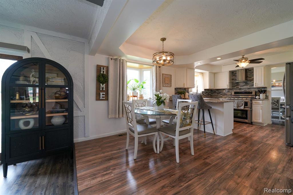 1875 Willowood Drive Rochester Hills, MI 48307 - Photo 8 of 55