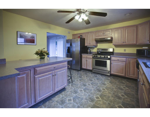 93 Bayfield Road Quincy, MA 02171 - Photo 9 of 13 Gallery Image 9