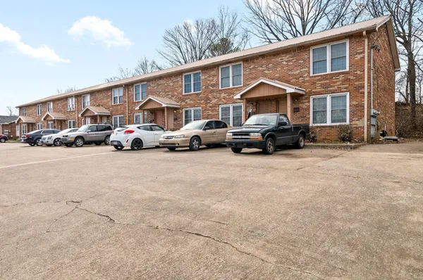 $895 | 140 Darlene Drive, Unit 6, Clarksville, TN 37042