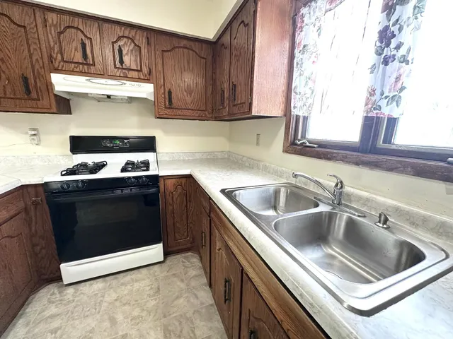 $329,900 | 458 Lafond Avenue, St. Paul, MN 55103