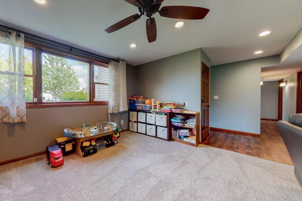 4847 Spire Lane Northwest Rochester, MN 55901 - Photo 13 of 28 Gallery Image 13