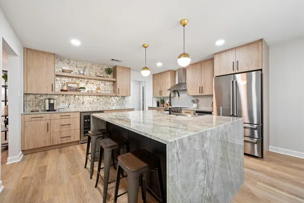$815,000 | 1706 Dunn Street, Grapevine, TX 76051
