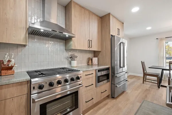 $815,000 | 1706 Dunn Street, Grapevine, TX 76051