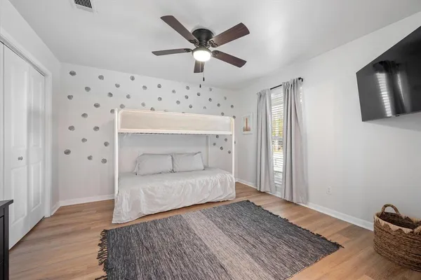 $815,000 | 1706 Dunn Street, Grapevine, TX 76051