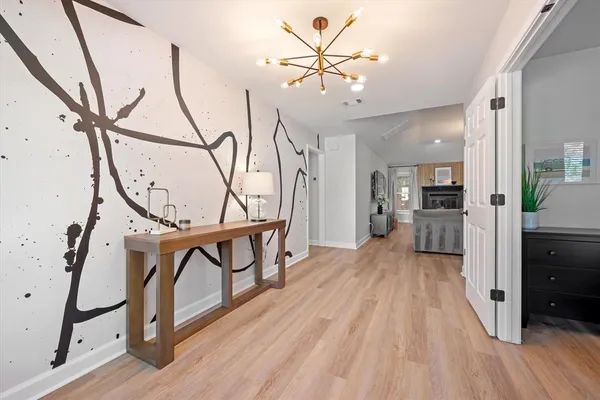 $815,000 | 1706 Dunn Street, Grapevine, TX 76051