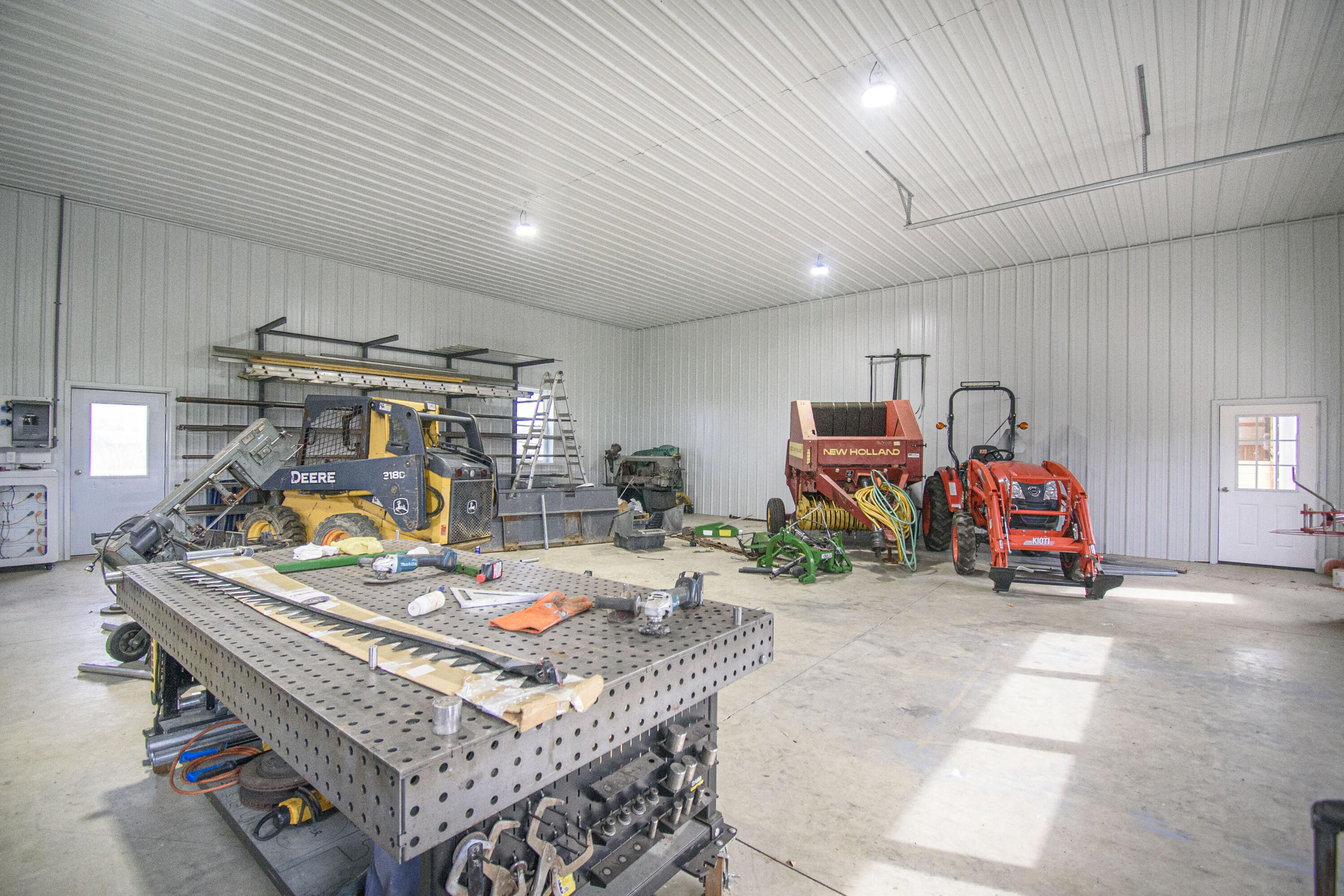 5485 Buffalo Mountain Road Southwest Willis, VA 24380 - Photo 51 of 77 a view of a room with gym equipment