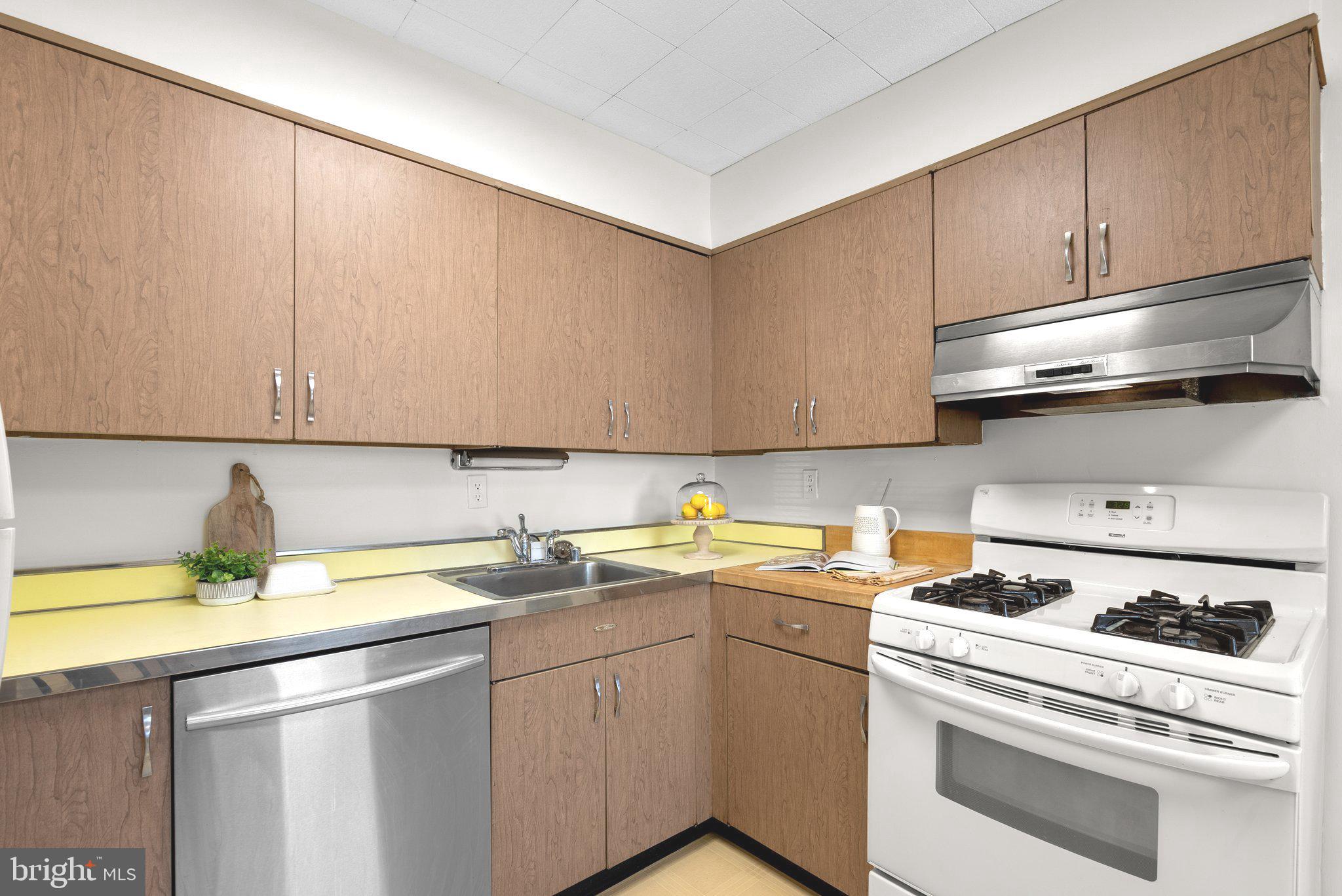 9900 Braddock Road Silver Spring, MD 20903 - Photo 14 of 43 Gallery Image 14